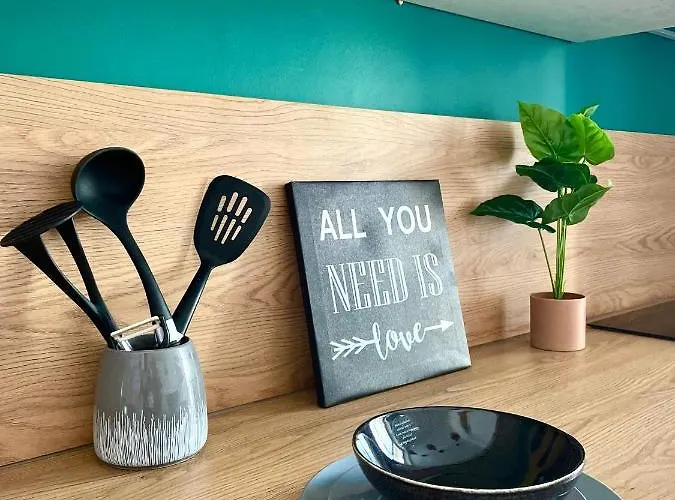 Beautiful In Brama Portowa 호스텔 *